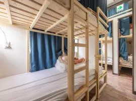 Akabane Dormitory-Men Only