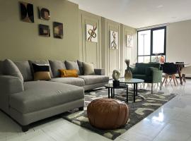 Exclusive Apartment in Home Resort، فندق في La Cañada