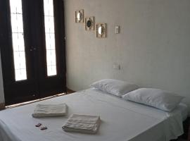 CASA HOTEL EL PRADo, hotel di Mesetas