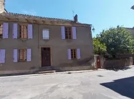 Grande Maison Jardin Cours centre Ville Florac