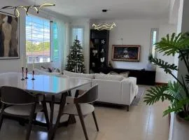 Moderno y Acogedor Apartamento detrás del Homs