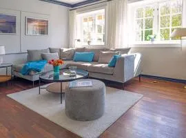 Schroeder's House Kampen House 1B