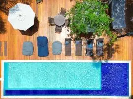 Villa Maritaca Condomínio de 4 Casas de Locação por Temporada de Alto Padrão com SPA