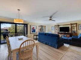 Gorgeous 2 Story Villa at Blind Pass Condos