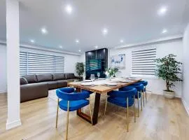 Lux 7 Bedroom Home [Near Rogers Stadium/Downsview]