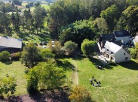 Le Moulin de Crampaux – hotel w mieście Mansigné