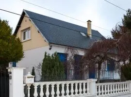 KAZE Maison chaleureuse Evreux, quartier résidentiel Saint Michel