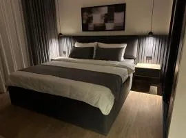 Cozy Modern Apartment Damac Abdali