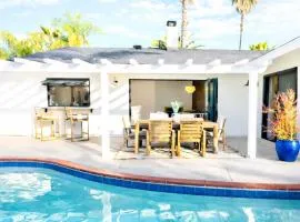 Palm Grove Luxe King, Wet Room & Chefs Kitchen