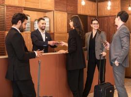 Ibis Abdelmoumen Casa Centre, hotel sa Casablanca