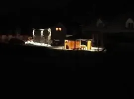 Domek Mazurski całoroczny nad jeziorem z Jacuzzi SPA