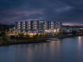 Residence Inn by Marriott Navarre Waterfront, hotel in Navarre