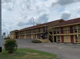 Studio Lodge of Montgomery