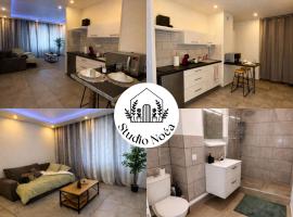 Studio Noéa, хотел в Макон