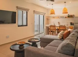 2BR Palma Suite 301 Pool Parking & Cleaning