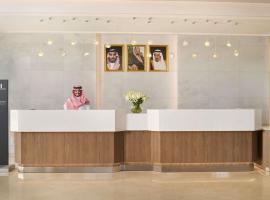 Mövenpick Hotel Waad Al Shamal – hotel w Turajf