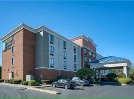 Holiday Inn Express Hotel & Suites Columbus Airport by IHG