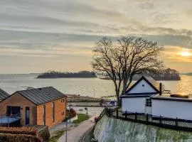 Awesome Home In Kruså With Wifi