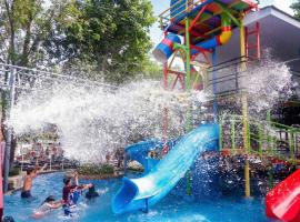 Grand Rohan Jogja: Yogyakarta şehrinde bir otel