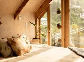 The Loft - Hot Tub, Views & Nature Escape