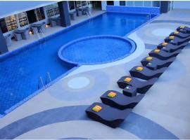 Merapi Merbabu Hotels Bekasi, hotel em Bekasi