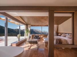 Sunny Aerie丨 Golden Peak Resort, hotel u gradu Baisha