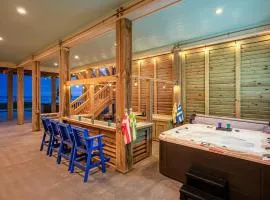 Steps To The Beach with Hot Tub Yard Games