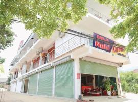 Rừng Thông Homestay Sơn La, готель у місті Bả Duộc