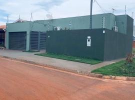 Casa climatizada, hotel a Pontes e Lacerda