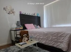 Private room for female only, 12mins to airport, 3 mins to bus & train station