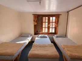 Phakding Camp One Lodge