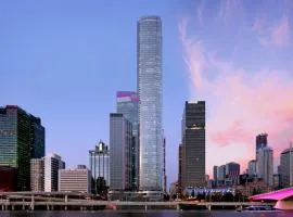 High Rise 2BR Apartment in Brisbane CBD