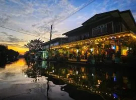 นำสมัย สุขใจ สนามชัย