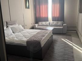 Amir Hotel, hotel em Eshonguzar