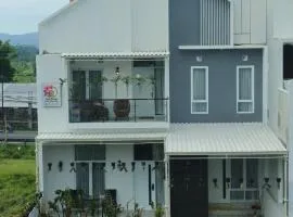 Villa Syariah Vita Orchids