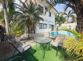 Luxury Private Pool Villa Pattaya Baan Dusit Park
