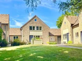 Windrush Cottage, Seven Springs Cottages