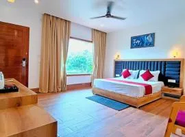 ASTORIA CORBET Resort