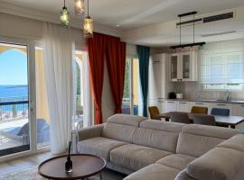 Two Homes, One Stay - Connecting Apartments in Lustica Bay, hotel a Radovići