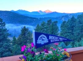 Rocky Mountain Panorama Cabin, hotelli kohteessa Estes Park
