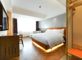 Borrman Hotel Capital Airport Convention & Exhibition Center Auto Market