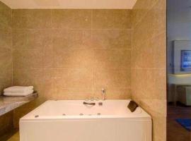 Echarm Hotel Foshan West Station Shishan Luocun, hotel Locunban