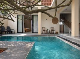 Gatch Villa, hotell i Unawatuna