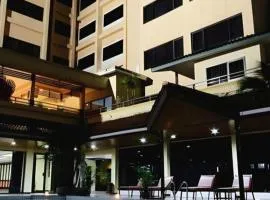 Regent's Park Hotel at Kayutangan Malang