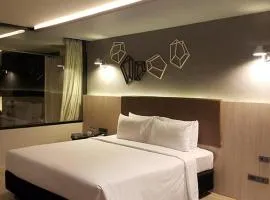 The Heritage Silom Hotel