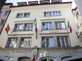 Boutique Hotel Weisses Kreuz - Adult only Hotel, hótel í Luzern