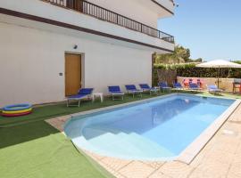 Awesome Apartment In Palmi, Hotel in Palmi