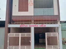 Hotel Diamond Lodge, hotel i Jāmb