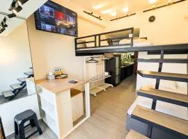 S&D 1219 family studio 4 pax netflix, pool & gym at Pollux