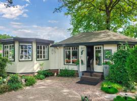 Lovely Home In Rucphen With Heated Swimming Pool, hotel a Rucphen